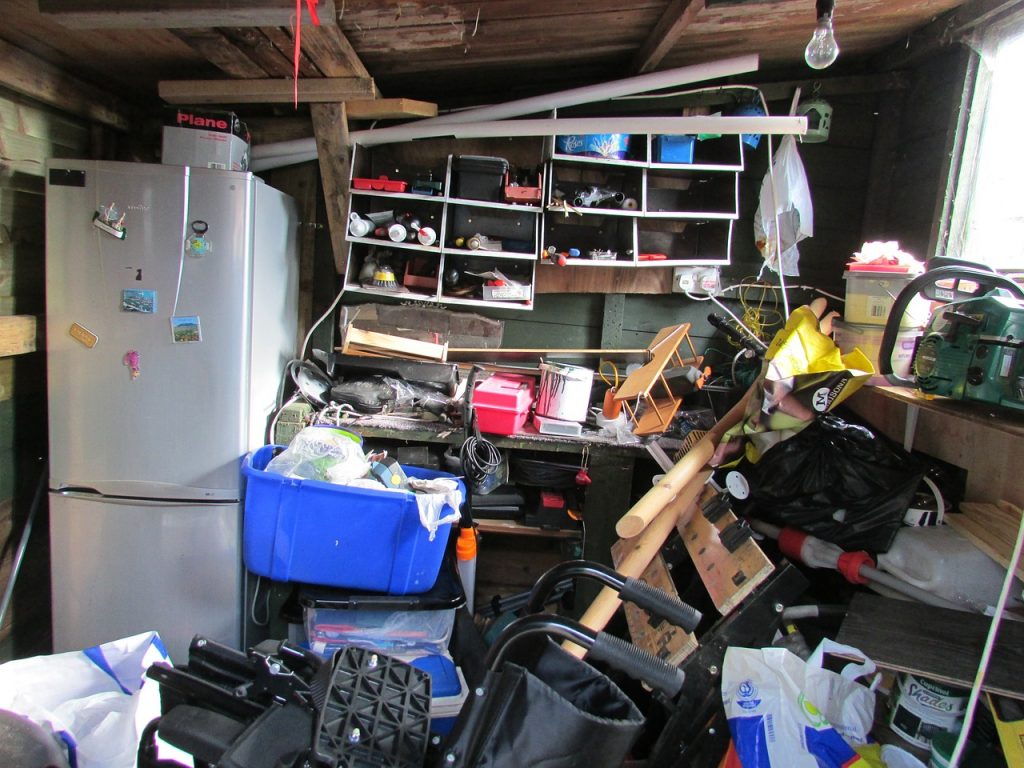 An Effective Guide to Decluttering Your Home Before A Cross-Country Move